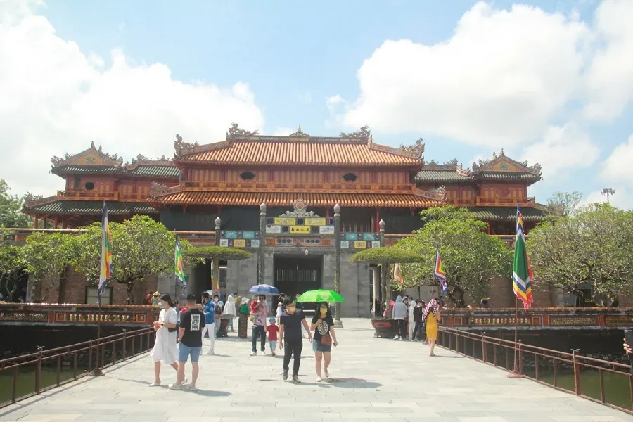 Giảm 50% phí tham quan di tích tại Huế ảnh 1