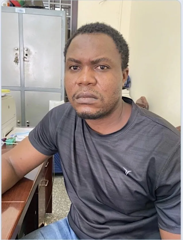 Bắt nhóm người nước ngoài lừa đảo chiếm đoạt hàng trăm tỷ đồng  ảnh 2