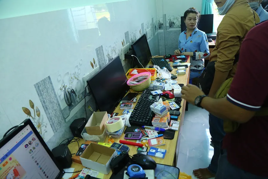 Bắt nhiều đối tượng sử dụng trái phép thông tin tài khoản ngân hàng  ảnh 2