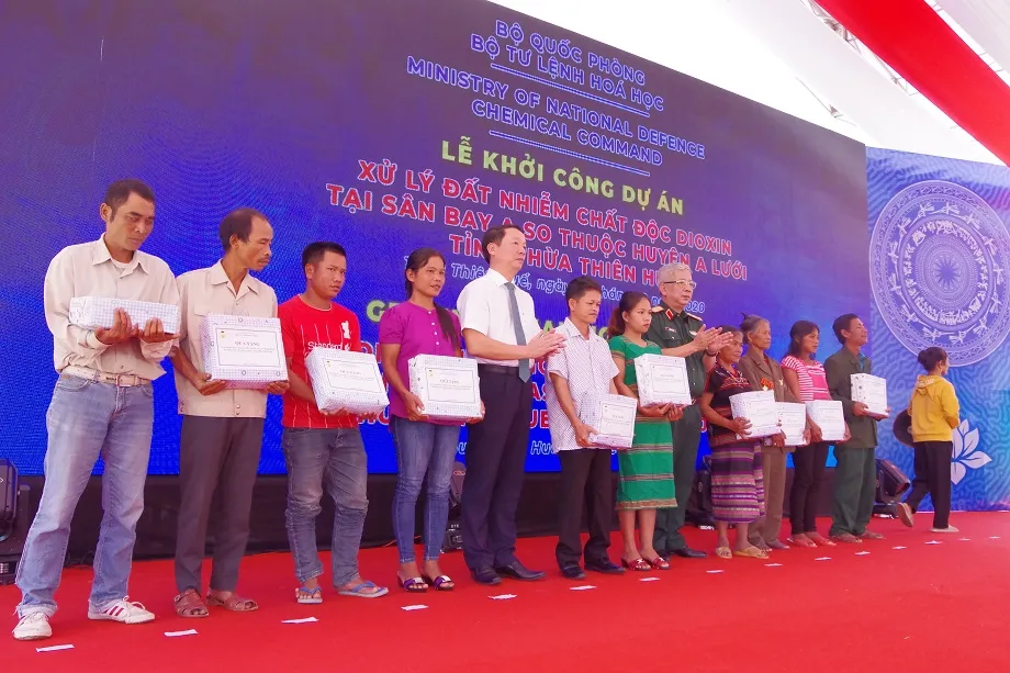 Khởi công dự án xử lý đất nhiễm chất độc dioxin tại sân bay A So ảnh 2