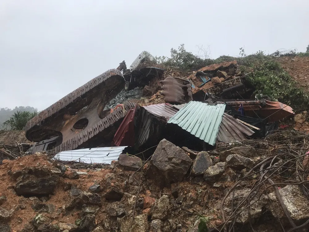 Vụ sạt lở tại Thủy điện Rào Trăng 3: Sau một tuần ứng cứu vẫn còn 15 người mất tích ảnh 1