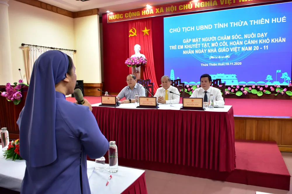 Thừa Thiên - Huế: Tri ân các thầy cô giáo đặc biệt ảnh 2