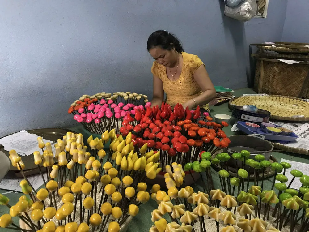 Độc đáo hương vị tết ở cố đô Huế qua bánh trái cây ảnh 8