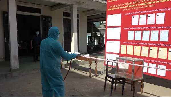 Thừa Thiên - Huế: Diễn tập bầu cử tại cụm dân cư cách ly chống dịch Covid-19  ảnh 2