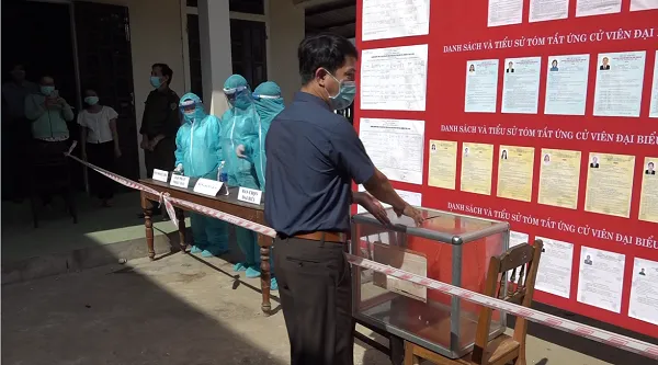 Thừa Thiên - Huế: Diễn tập bầu cử tại cụm dân cư cách ly chống dịch Covid-19  ảnh 6