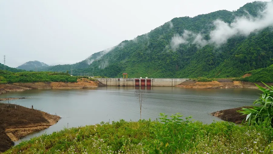 Sẽ bố trí chuyên gia tìm kiếm các nạn nhân tại lòng hồ Thủy điện Rào Trăng 4 ảnh 3