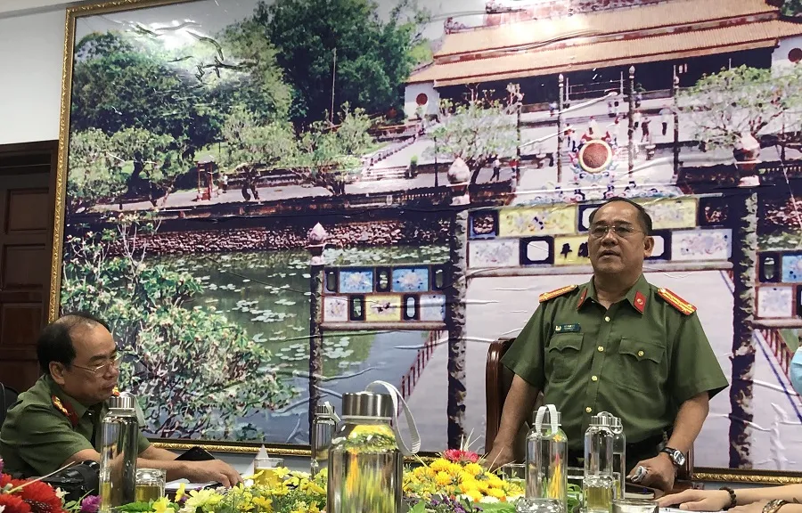 Vụ tham ô tại Cảng hàng không quốc tế Phú Bài: Công an tạm giữ 9,27 tỷ đồng ảnh 1