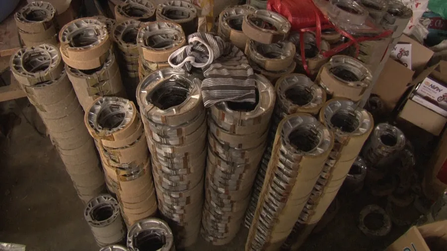 Phát hiện nhiều cơ sở làm phụ tùng xe máy giả nhãn mác các thương hiệu lớn ảnh 4