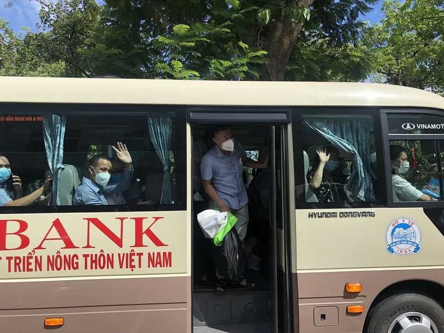 Đoàn y, bác sĩ của Thừa Thiên - Huế và Đà Nẵng xuất quân vào TPHCM chống dịch ảnh 5