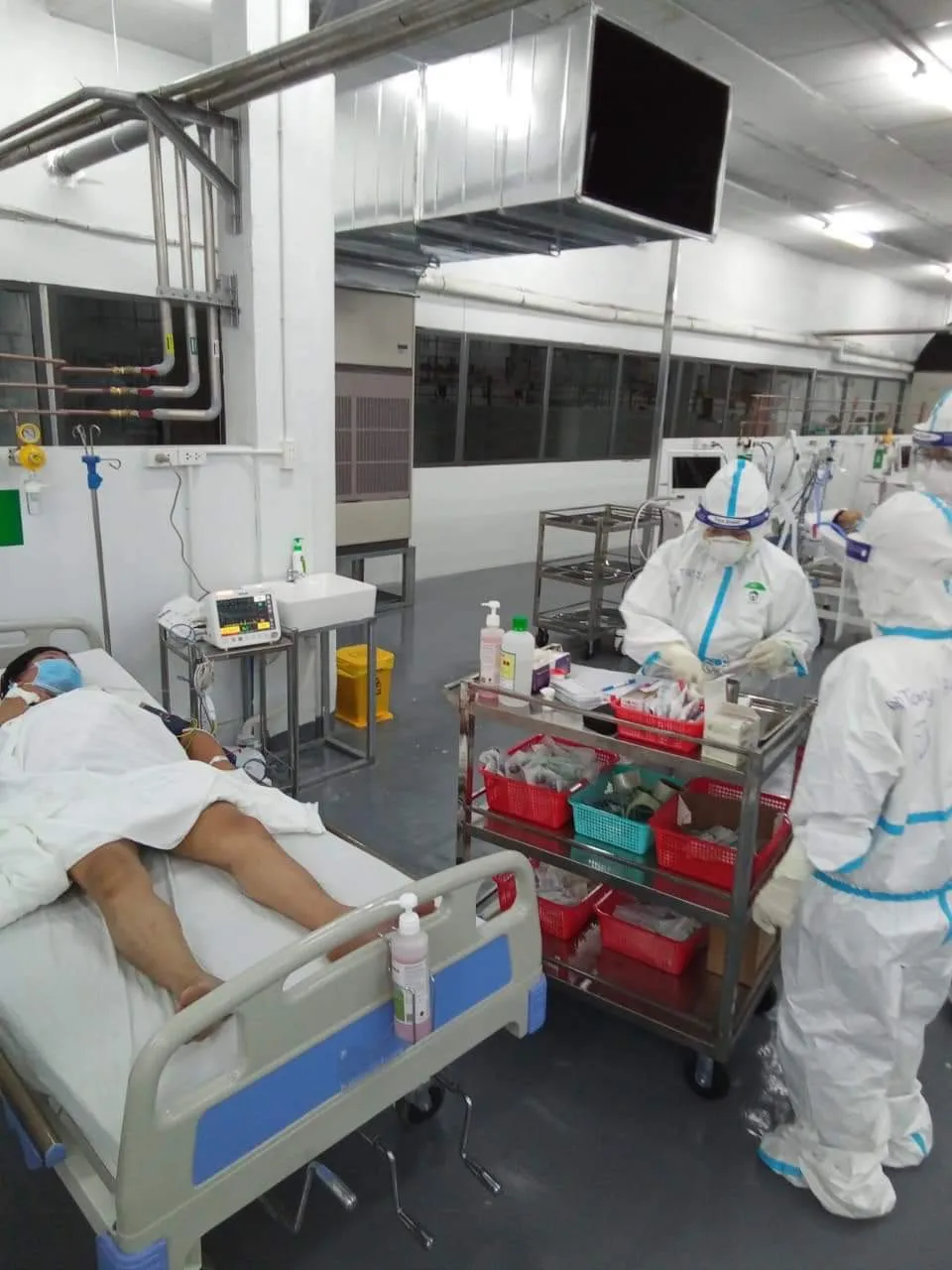 Trung tâm Hồi sức Covid-19 Trung ương Huế tại TPHCM đi vào hoạt động từ ngày 24-8 ảnh 3