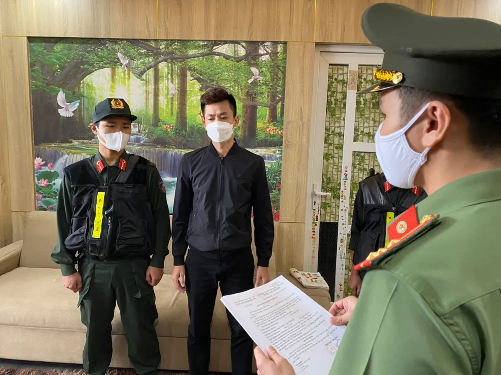 Vụ án tham ô tại Cảng HKQT Phú Bài: Khởi tố thêm 3 bị can ảnh 1