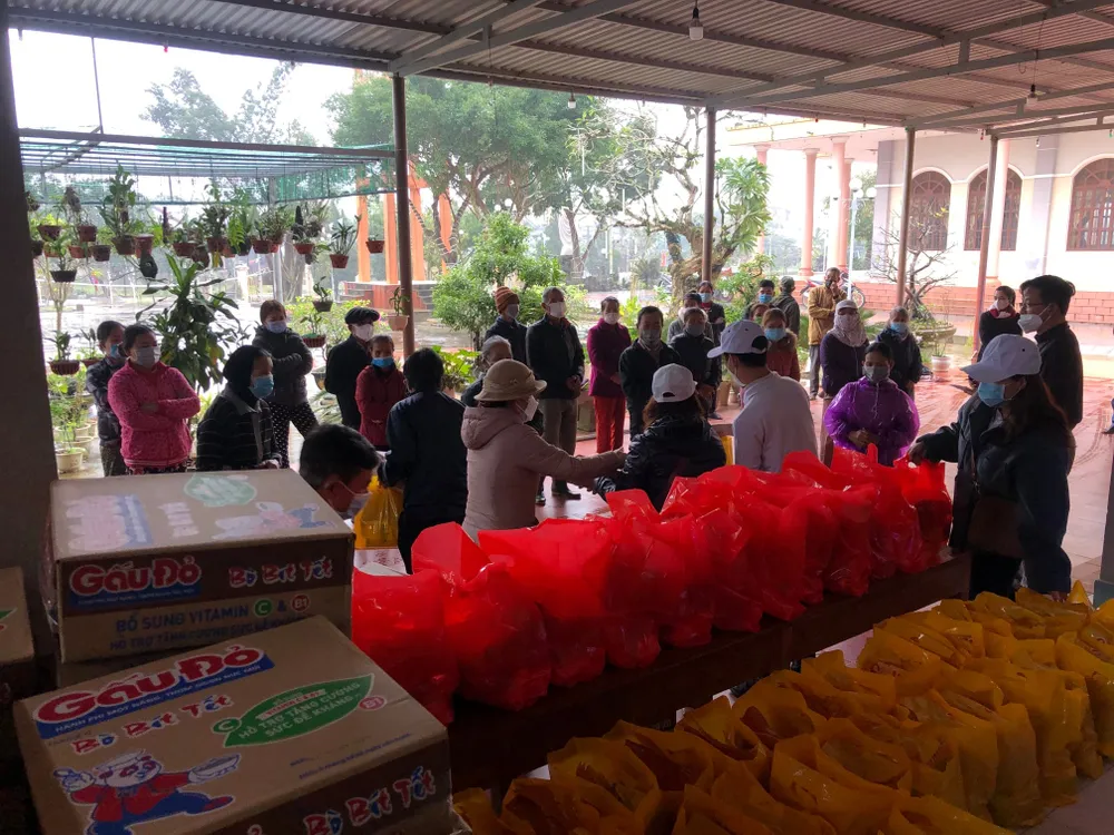 Giáng sinh yêu thương giữa đại dịch Covid-19 ảnh 26