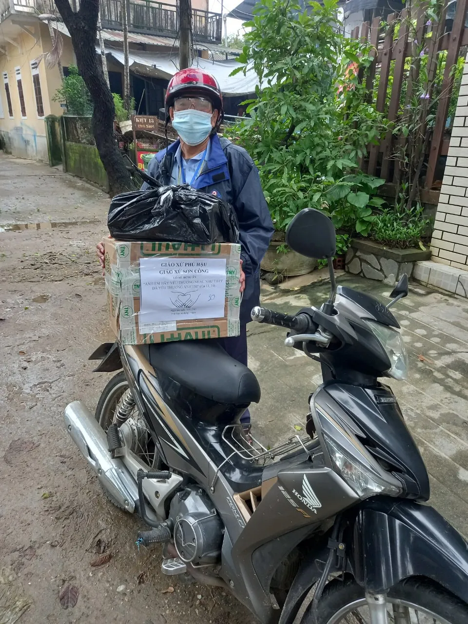 Giáng sinh yêu thương giữa đại dịch Covid-19 ảnh 18