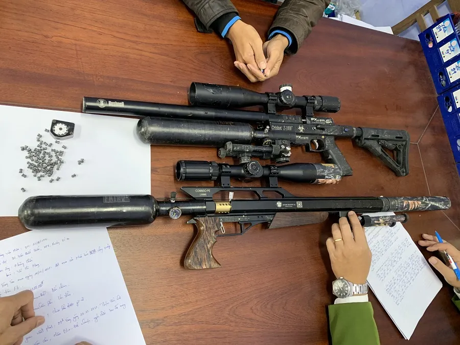 Thừa Thiên - Huế: Truy đuổi 2 đối tượng dùng súng săn bắn động vật trái phép ảnh 1