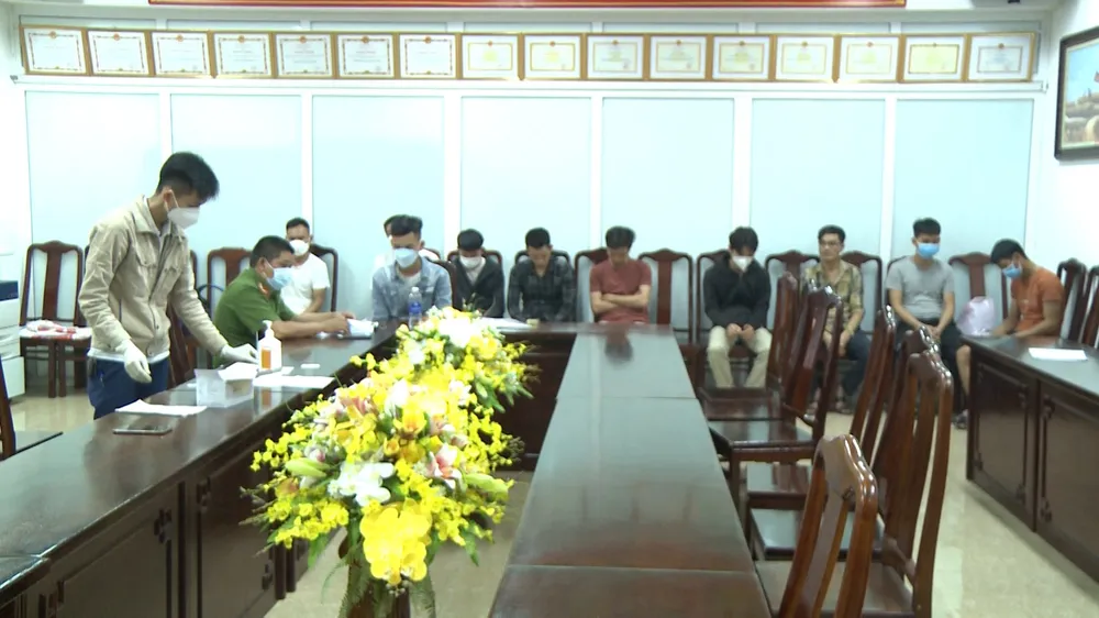 Bắt nhóm đối tượng tổ chức đánh bạc một tháng hơn 20 tỷ đồng ảnh 2