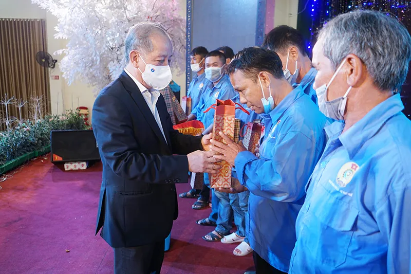 Xây dựng thương hiệu xích lô Huế ảnh 1