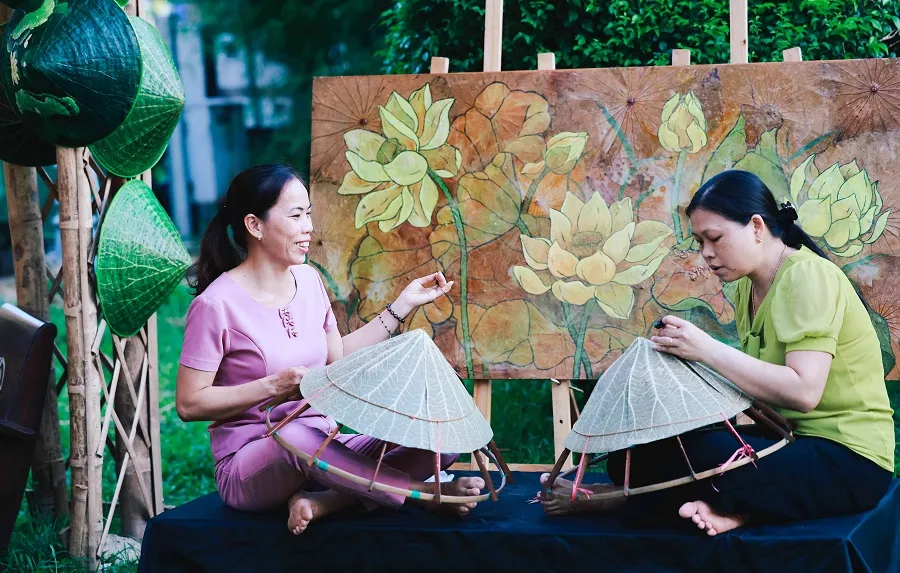 Phát triển văn hóa, con người Huế theo tinh thần Nghị quyết 54 ảnh 5