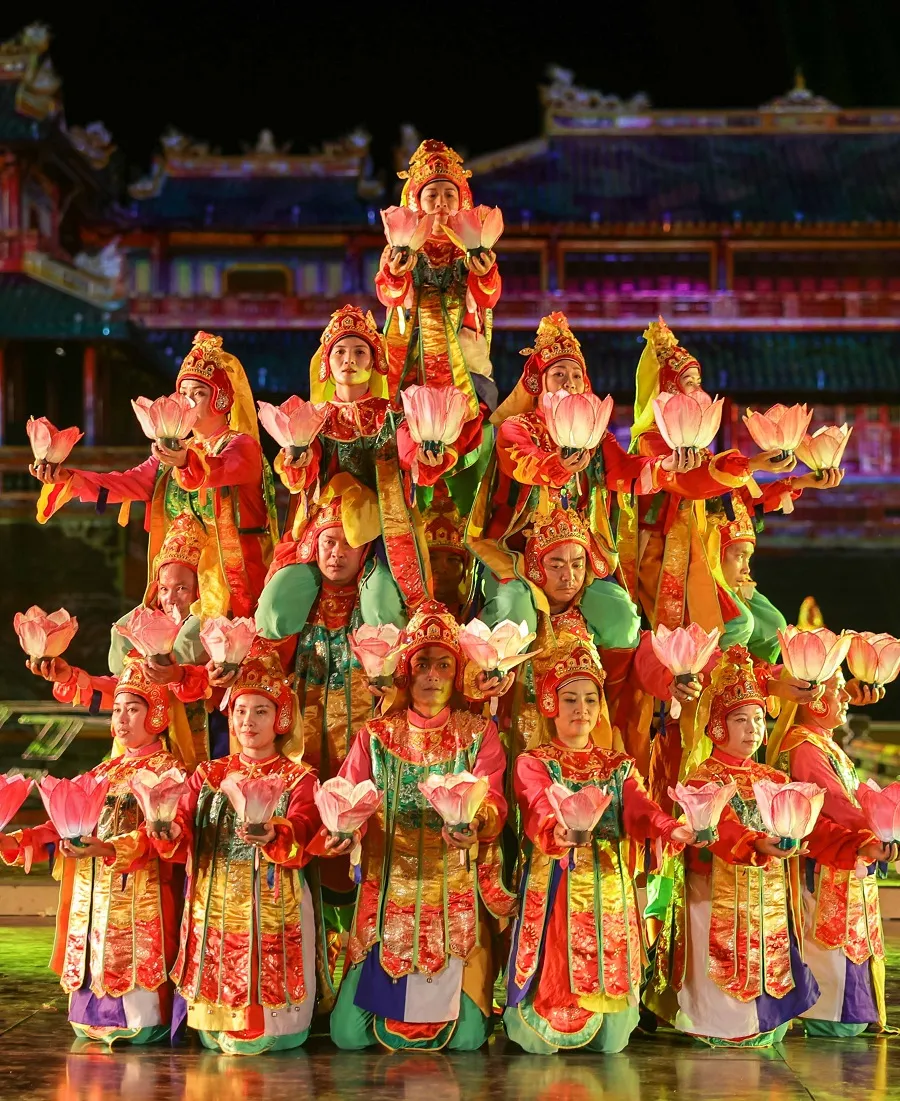 Phát triển văn hóa, con người Huế theo tinh thần Nghị quyết 54 ảnh 1