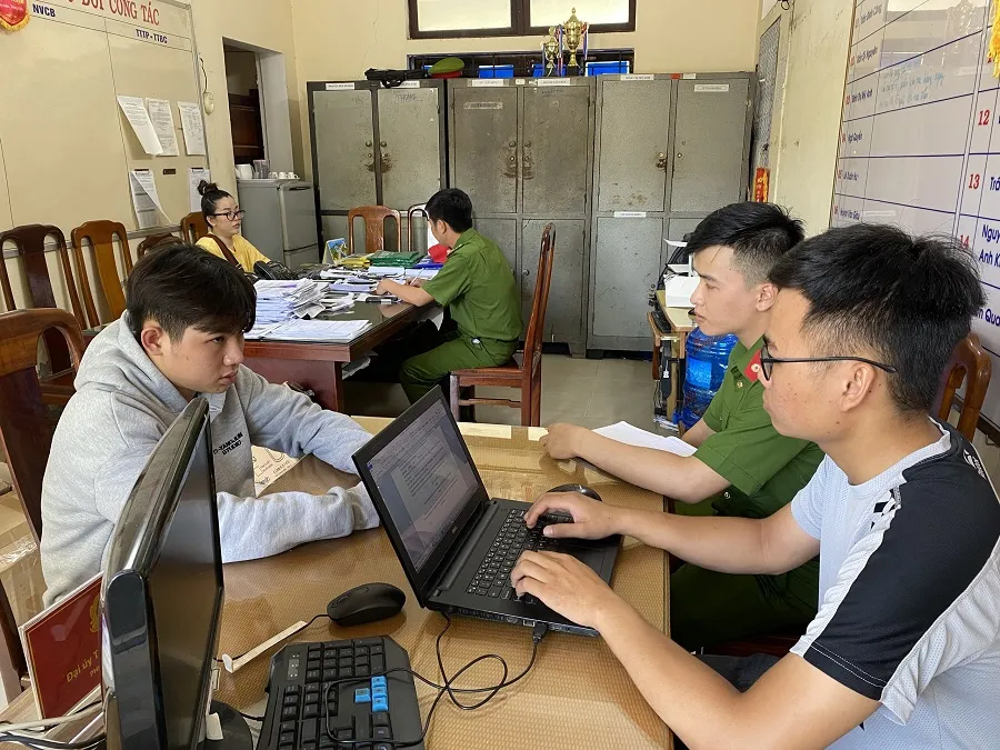 Khởi tố đối tượng lập công ty lừa đảo hơn 10.000 người cần vay vốn  ảnh 2