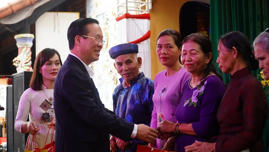 Thường trực Ban Bí thư Võ Văn Thưởng dự Ngày hội Đại đoàn kết toàn dân tộc tại Thừa Thiên-Huế ảnh 5