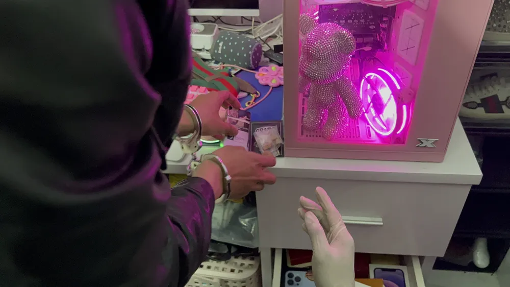 Tang vật vụ án. Ảnh: VÕ TIẾN