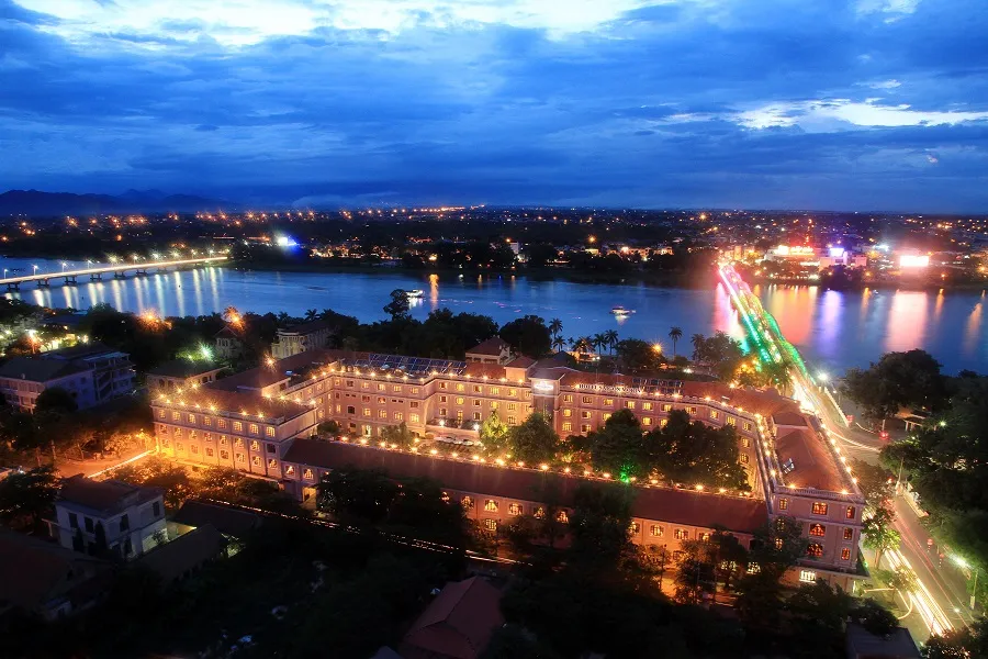 Khách sạn Saigon Morin Huế tọa lạc tại một vị trí đẹp của cố đô Huế