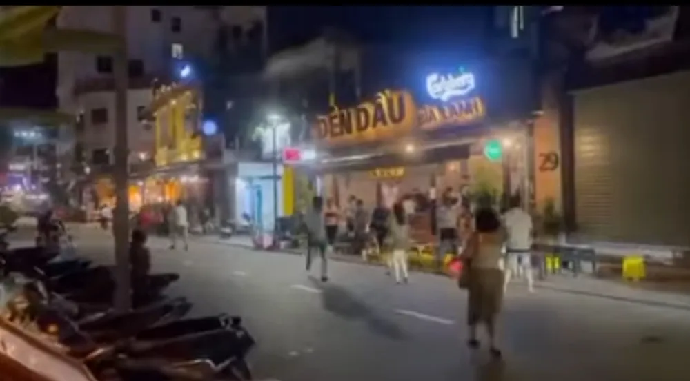 Hình ảnh đánh nhau cắt từ clip