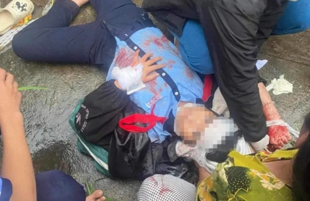 Nữ sinh N. gục ngã sau khi bị đánh