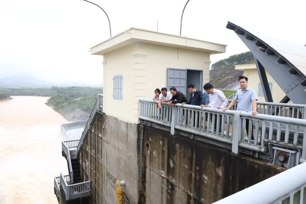 Ban Chỉ đạo quốc gia về Phòng, chống thiên tai kiểm tra công tác vận hành điều tiết hồ chứa nước Tả Trạch