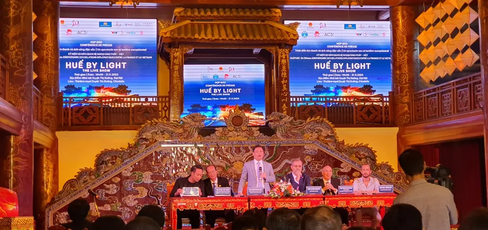 Ông Nguyễn Thanh Bình, Phó Chủ tịch Thường trực UBND tỉnh Thừa Thiên Huế thông tin về Tuần lễ Âm nhạc quốc tế Huế 2023 tại buổi họp báo Ông Nguyễn Thanh Bình, Phó Chủ tịch Thường trực UBND tỉnh Thừa Thiên Huế thông tin về Tuần lễ Âm nhạc quốc tế Huế 2023 tại buổi họp báo