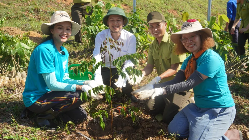 Hợp tác trồng rừng cùng Gaia_NVLinh (2).JPG
