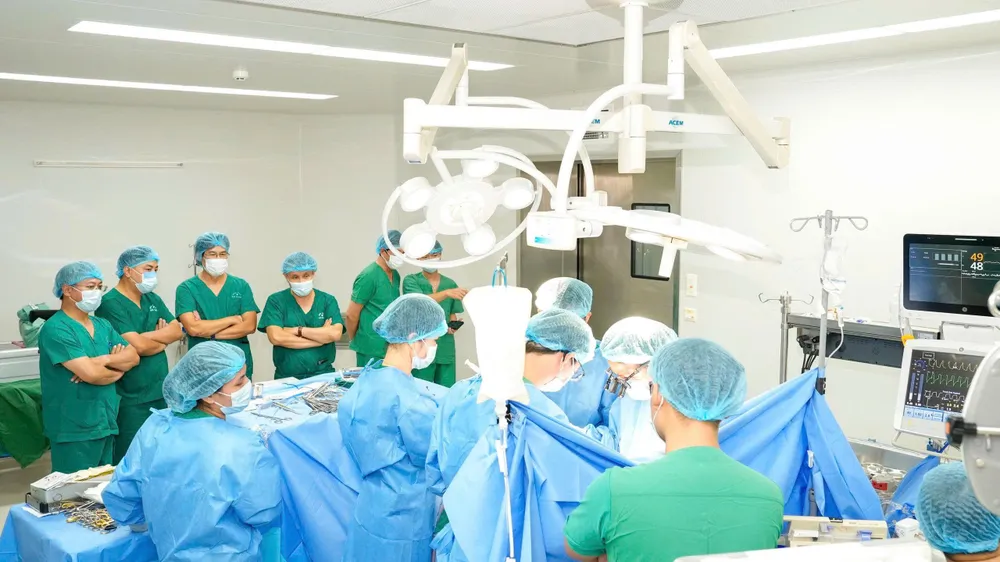 Bệnh viện C Đà Nẵng lần đầu phẫu thuật tim bắc cầu động mạch vành