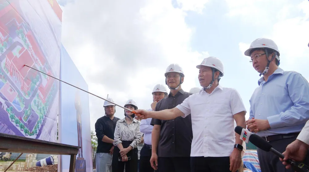 Phó Thủ tướng Lê Tiến Châu chỉ đạo các giải pháp đẩy nhanh tiến độ Dự án Trường Chính trị Lê Duẩn