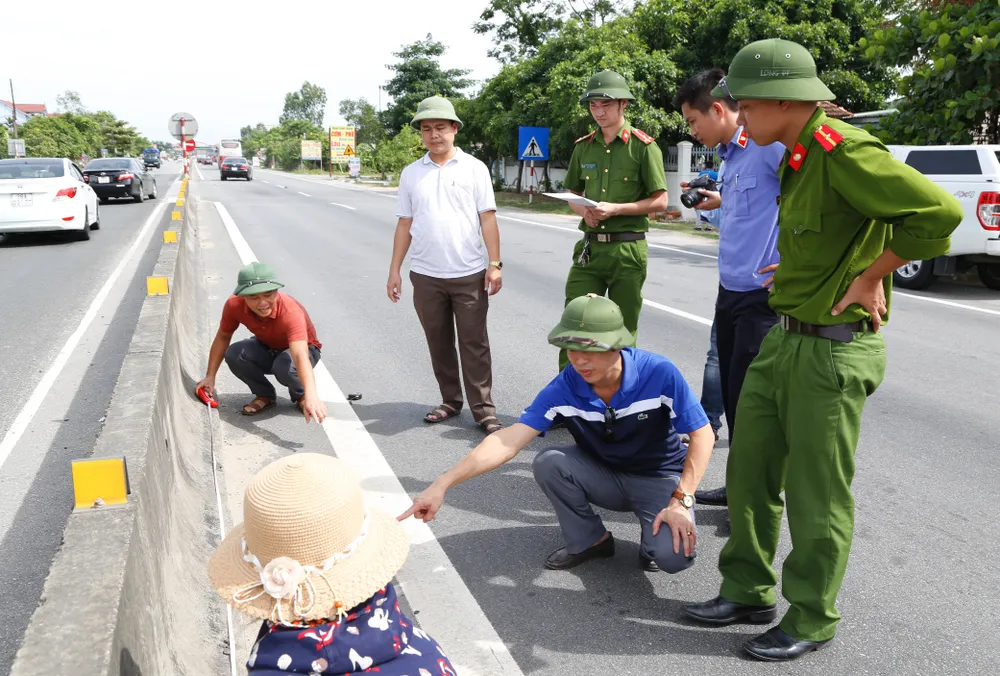 Tài xế xe container hất văng thượng úy công an xuống đường mong được thông cảm ảnh 2