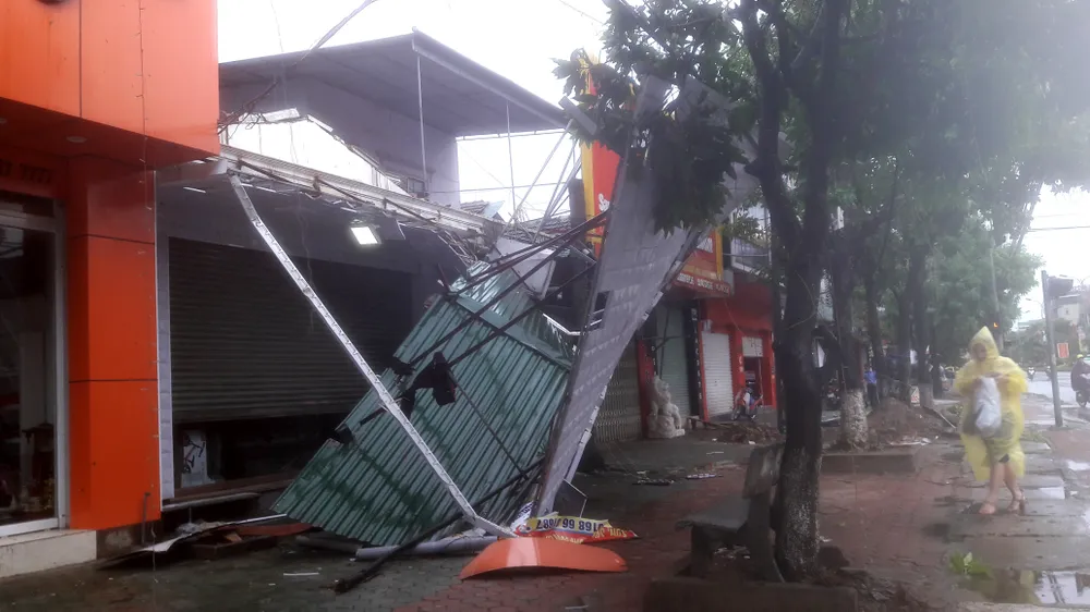 Hà Tĩnh, Nghệ An ngổn ngang sau bão ảnh 2