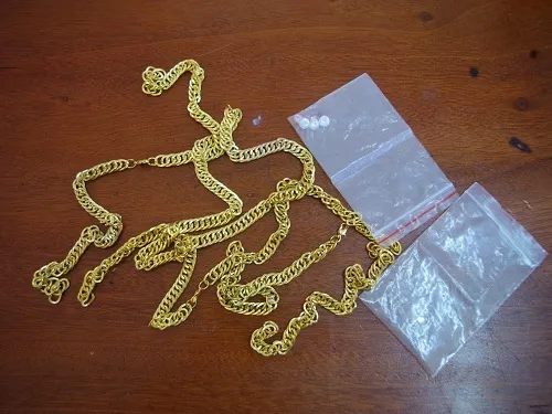 Bắt 3 đối tượng dùng vàng giả đổi lấy vàng thật ảnh 1