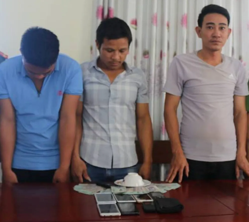 Liên tiếp bắt giữ nhiều vụ đánh bạc quy mô lớn tại Hà Tĩnh ảnh 2