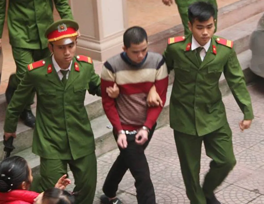 Chung thân cho kẻ cướp, giết bạn vứt xác xuống sông  ảnh 1