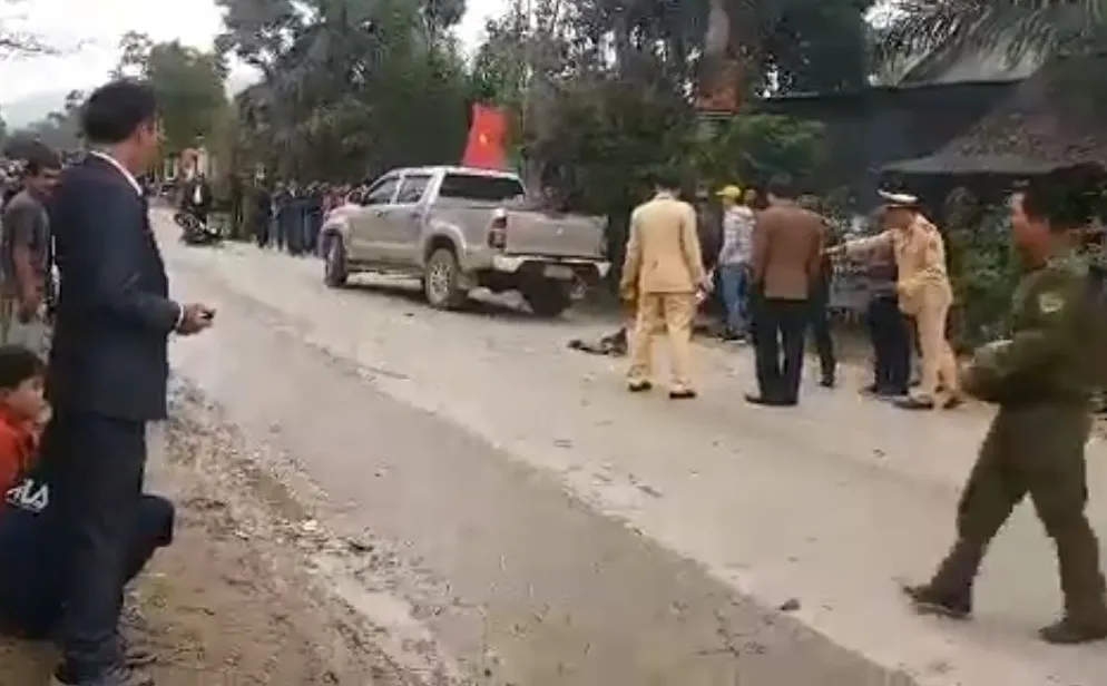 Va chạm giữa hai xe máy, 3 người bị thương vong ảnh 1