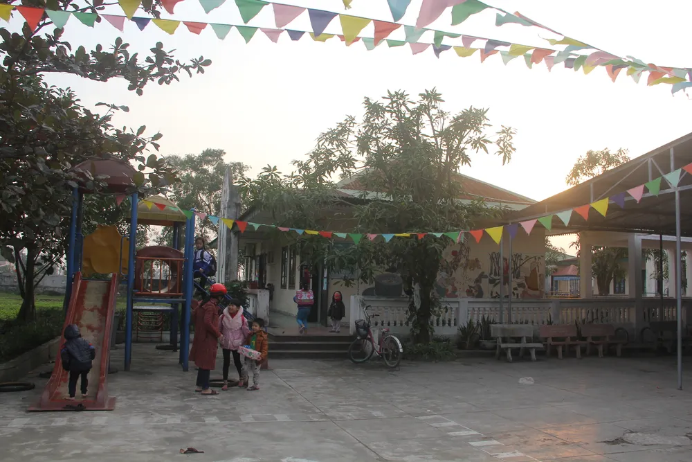 Vi phạm trong quản lý tài chính, một hiệu trưởng bị kỷ luật cảnh cáo ảnh 1