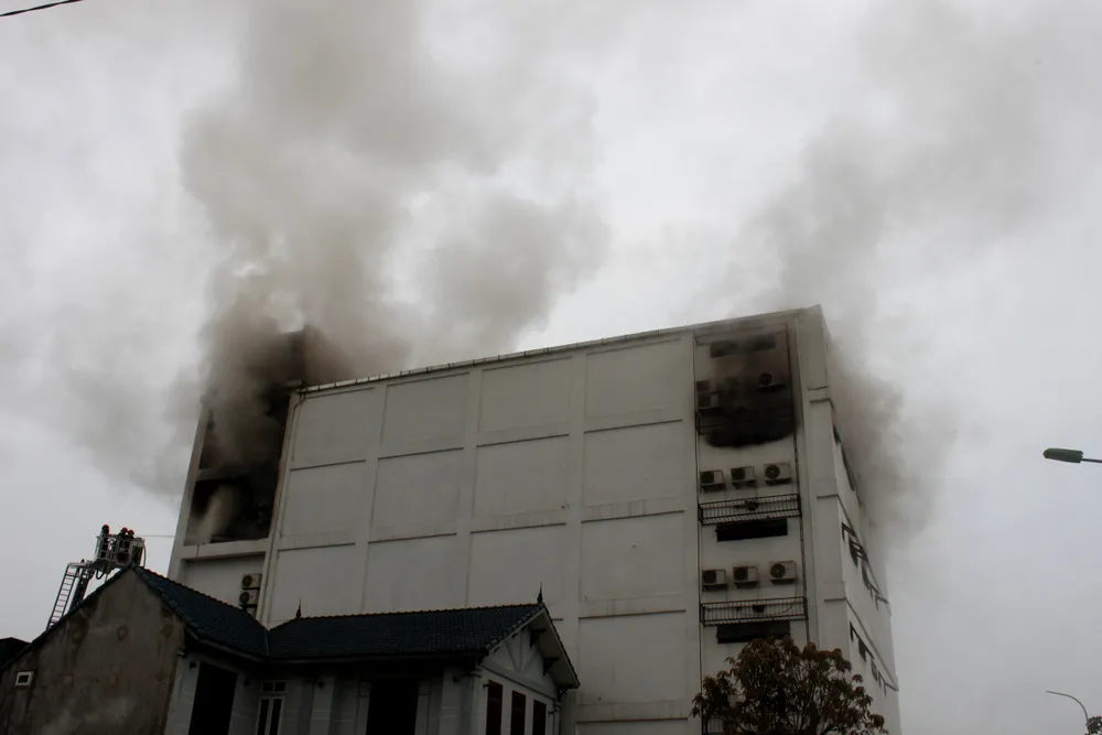 Cháy lớn tại Karaoke Kingdom Club ở Hà Tĩnh ảnh 6