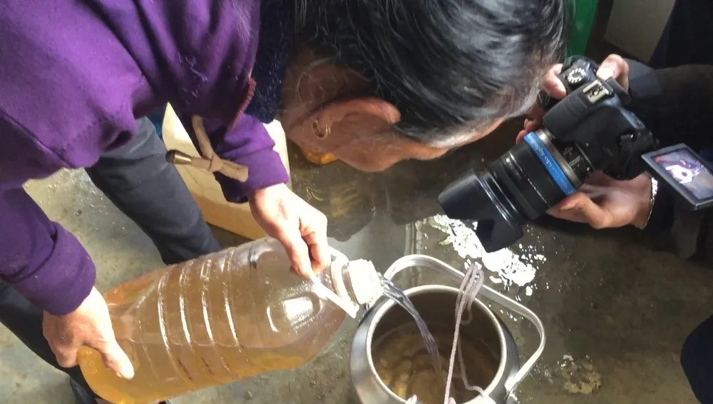 Thành lập tổ công tác điều tra nguyên nhân giếng nhiễm dầu ở Hà Tĩnh ảnh 1