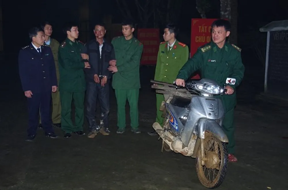 Vận chuyển 8.000 viên ma túy tổng hợp lãnh án tù chung thân ảnh 4