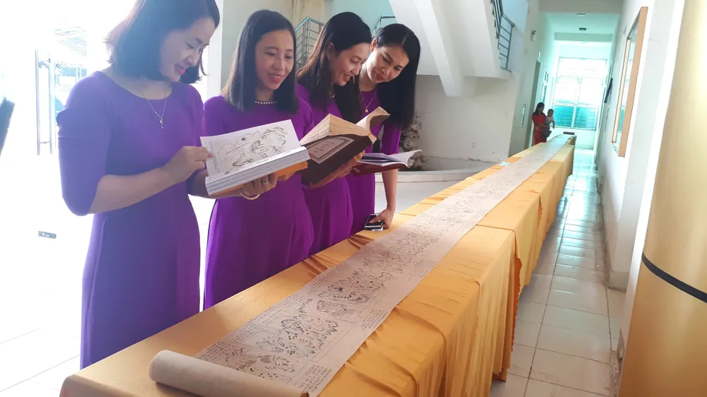 Đón bằng công nhận “Hoàng hoa sứ trình đồ” là di sản tư liệu thế giới của UNESCO ảnh 2