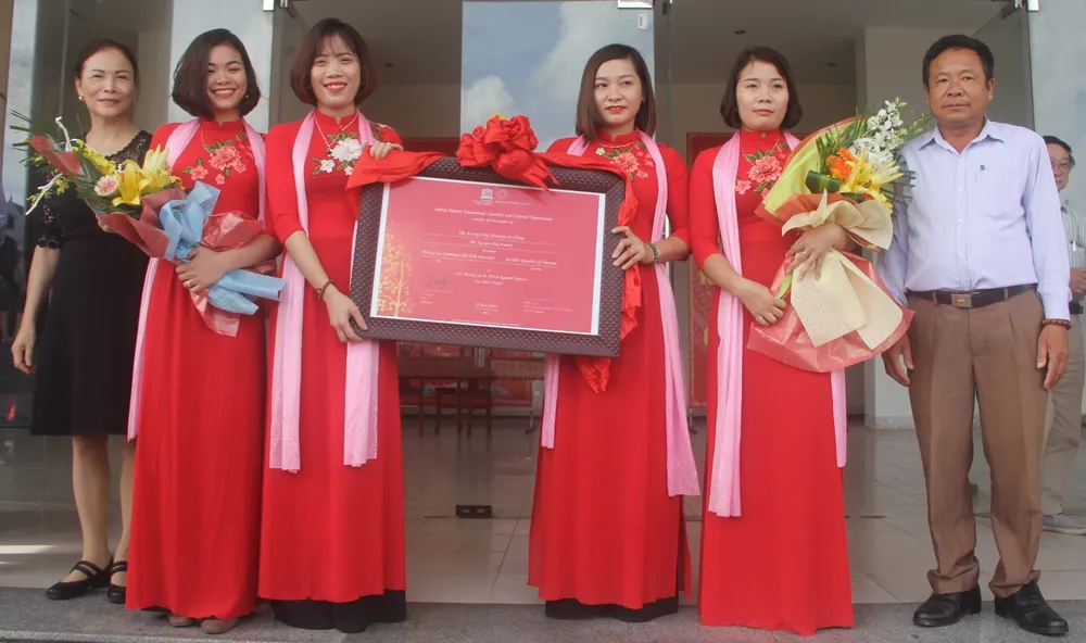 Đón bằng công nhận “Hoàng hoa sứ trình đồ” là di sản tư liệu thế giới của UNESCO ảnh 1