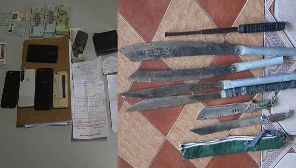 Các tang vật liên quan đã bị thu giữ. Ảnh Công an TP Hà Tĩnh cung cấp