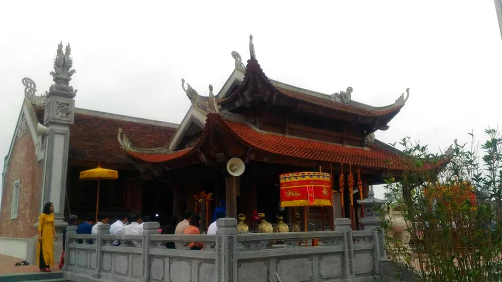 Người dân cử hành lễ giỗ vua Mai Hắc Đế ảnh 6