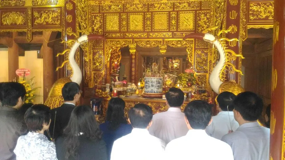 Người dân cử hành lễ giỗ vua Mai Hắc Đế ảnh 3