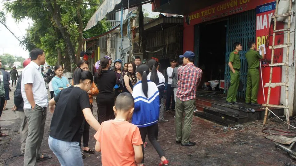 Cháy lớn xưởng làm lốp, nhiều tài sản cùng ô tô bị thiêu rụi ảnh 16