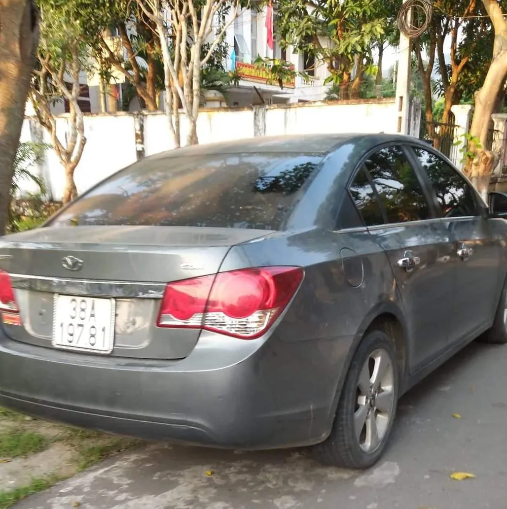 Tạm giữ nhóm đối tượng giải quyết mâu thuẫn bằng hung khí ảnh 1